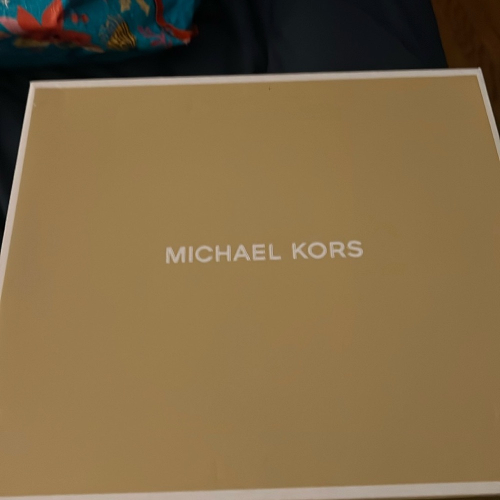 Brand New Michael Kors Booties size 8